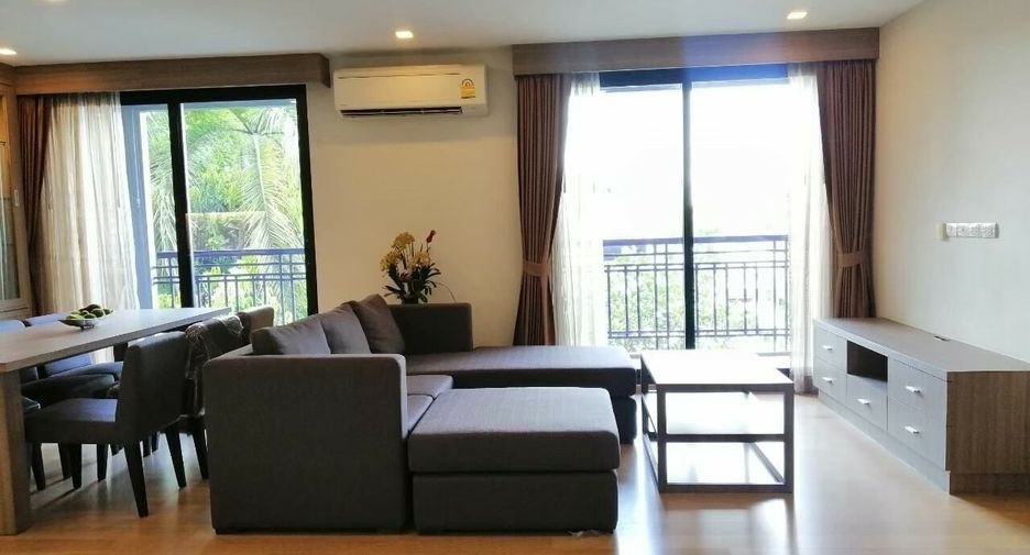 For rent 3 bedrooms condo in Watthana, Bangkok
