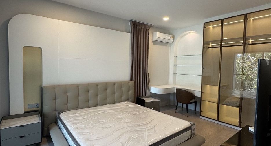 For rent 4 bedrooms house in Saphan Sung, Bangkok
