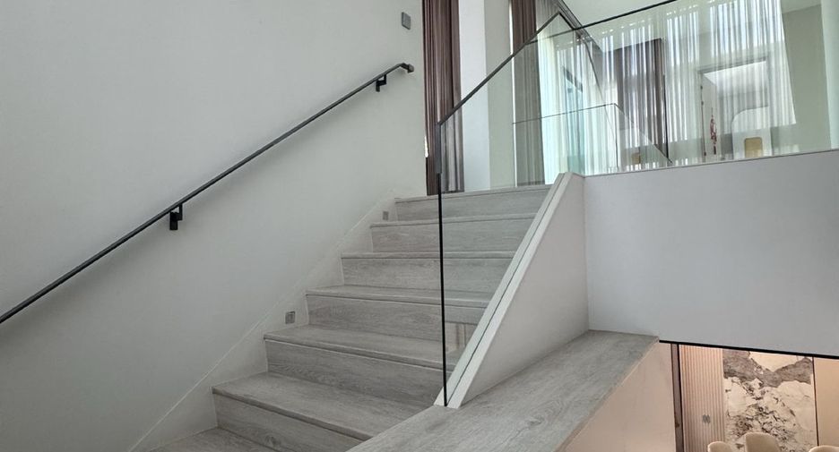 For rent 4 bedrooms house in Saphan Sung, Bangkok