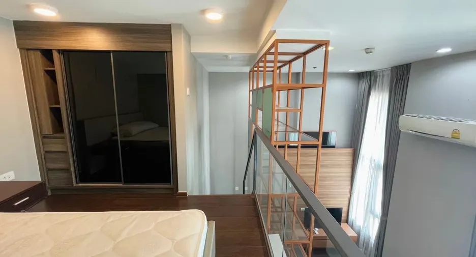 For rent 1 bed condo in Watthana, Bangkok