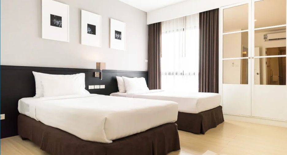 For rent 2 bedrooms apartment in Sathon, Bangkok