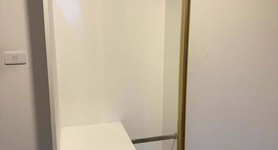 For rent 2 bedrooms condo in Phasi Charoen, Bangkok