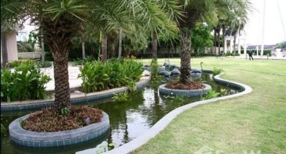 For rent 3 bedrooms condo in Bang Kho Laem, Bangkok