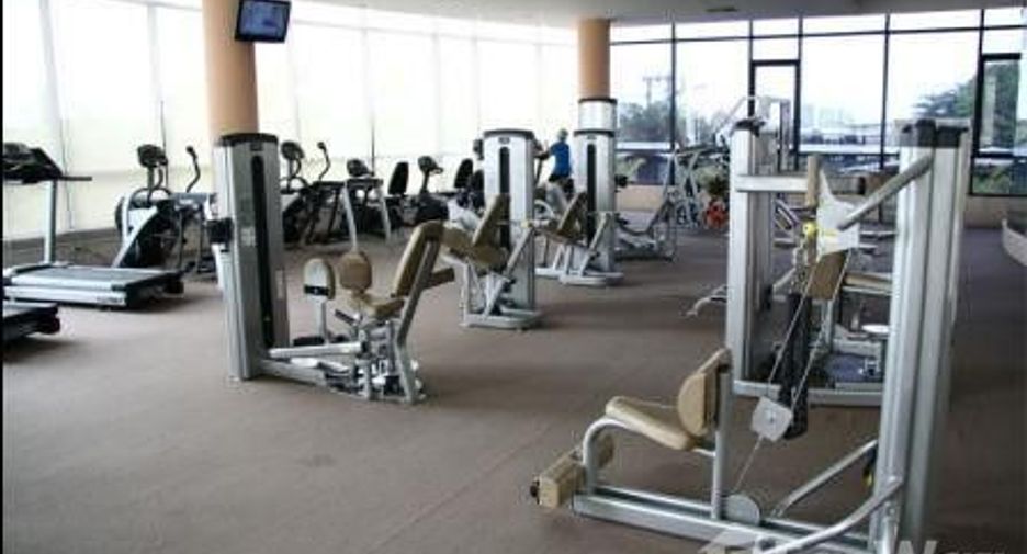 For rent 3 bedrooms condo in Bang Kho Laem, Bangkok