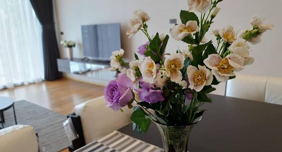 For rent 3 bedrooms condo in Watthana, Bangkok