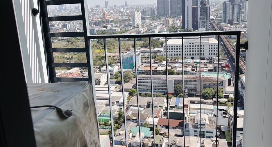 For rent studio condo in Phra Khanong, Bangkok