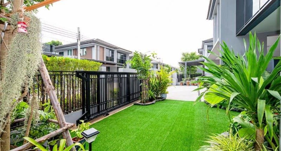 ให้เช่า 4 ห้องนอน บ้านเดี่ยว ใน บางกะปิ, กรุงเทพฯ