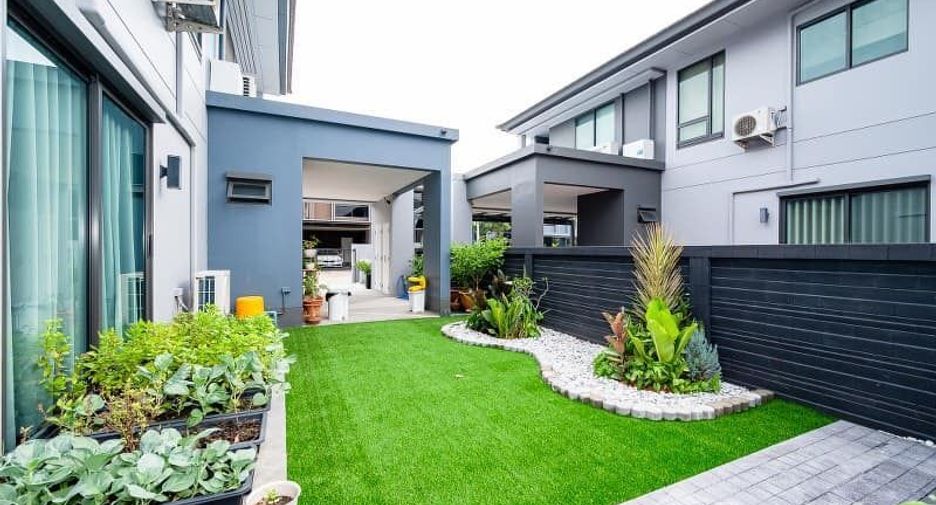 ให้เช่า 4 ห้องนอน บ้านเดี่ยว ใน บางกะปิ, กรุงเทพฯ