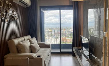 Condo en alquiler de 2 habitaciones en Bang Na, Bangkok