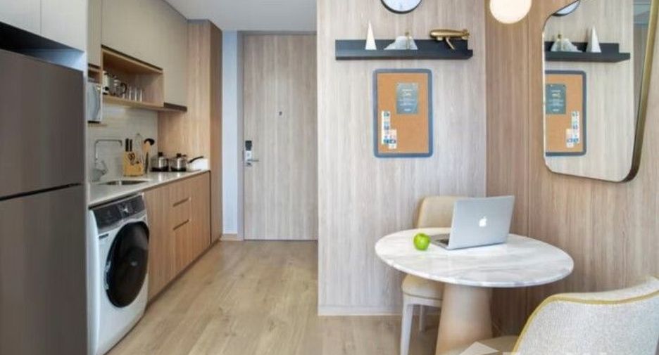 For rent 2 bedrooms apartment in Watthana, Bangkok
