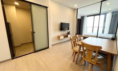 Condo en alquiler de 1 habitaciones en Huai Khwang, Bangkok