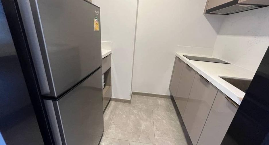 For rent 1 bed condo in Huai Khwang, Bangkok