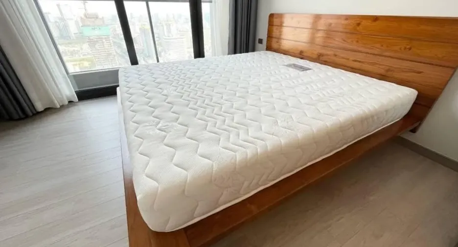 For rent 1 bed condo in Huai Khwang, Bangkok
