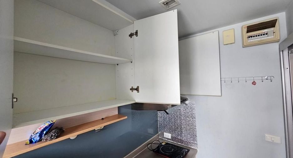 For rent 1 bed condo in Thon Buri, Bangkok