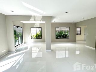 出租 4 卧室 独立屋 在 Bang Phli, Samut Prakan