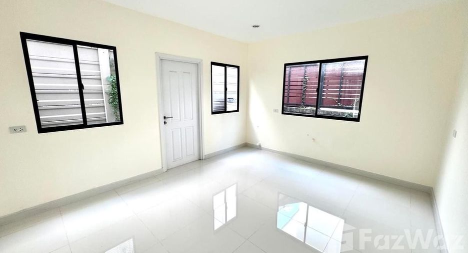 For rent 4 bedrooms house in Bang Phli, Samut Prakan