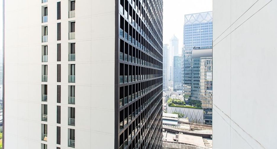 Wohnung zur Miete mit 2 Zimmer in Pathum Wan, Bangkok