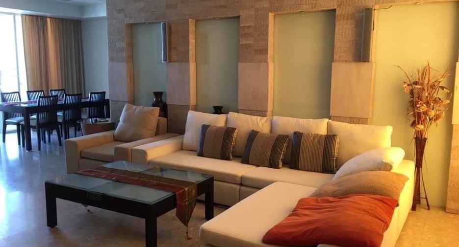 Wohnung zur Miete mit 3 Zimmer in Watthana, Bangkok