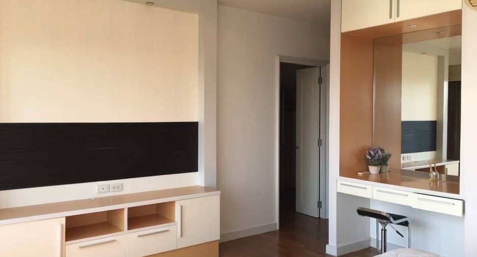 Wohnung zur Miete mit 3 Zimmer in Watthana, Bangkok