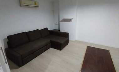 Wohnung zur Miete mit 1 Zimmer in Phra Khanong, Bangkok