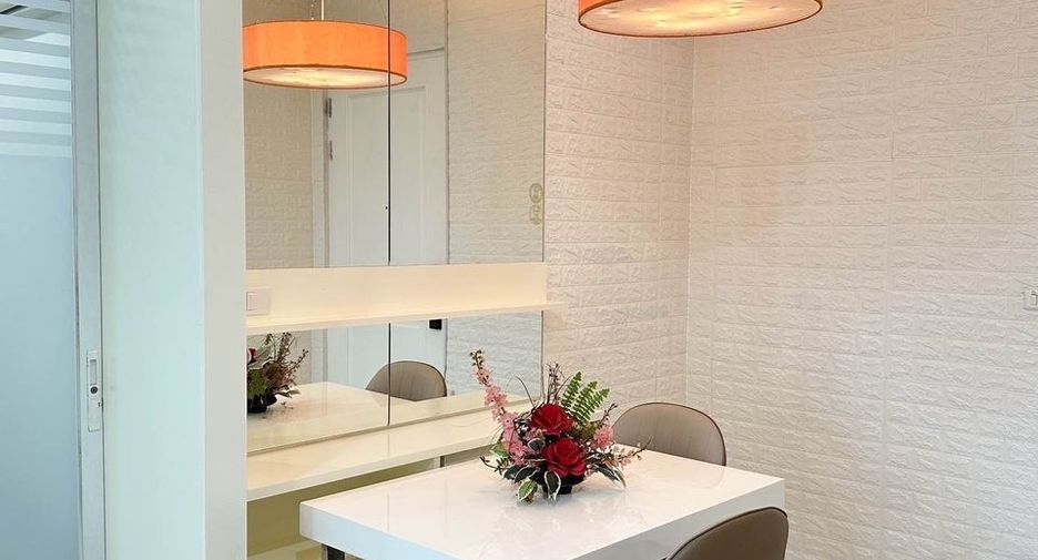For rent 1 bed condo in Khlong San, Bangkok