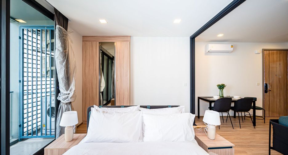 For rent 1 bed condo in Ratchathewi, Bangkok