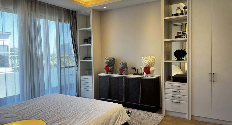Villa en alquiler de 4 habitaciones en Saphan Sung, Bangkok