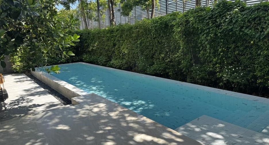 Villa en alquiler de 4 habitaciones en Saphan Sung, Bangkok