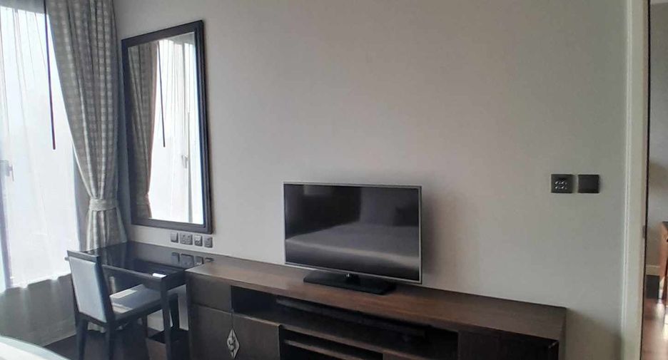 For rent 1 bed condo in Watthana, Bangkok
