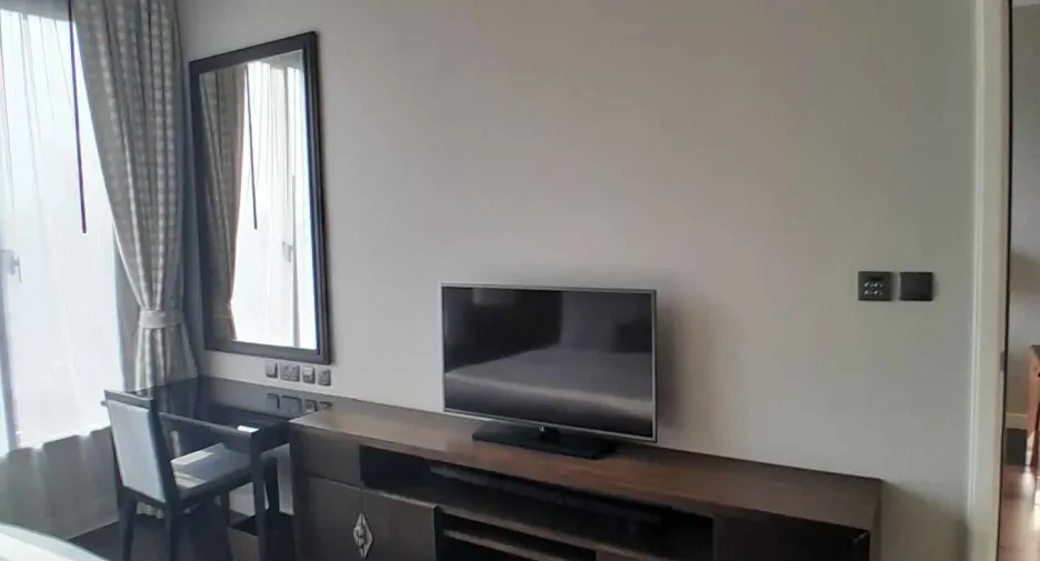 For rent 1 bed condo in Watthana, Bangkok