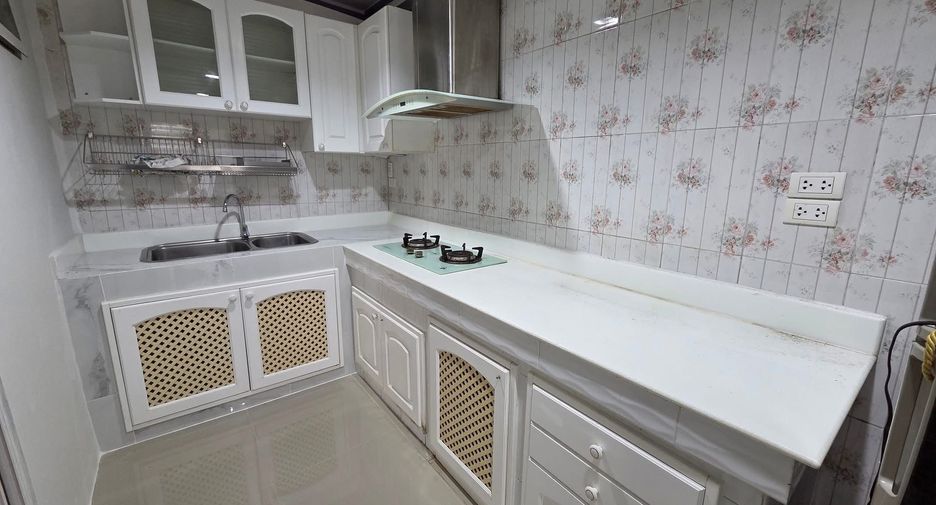 For rent 3 bedrooms house in Bang Phli, Samut Prakan