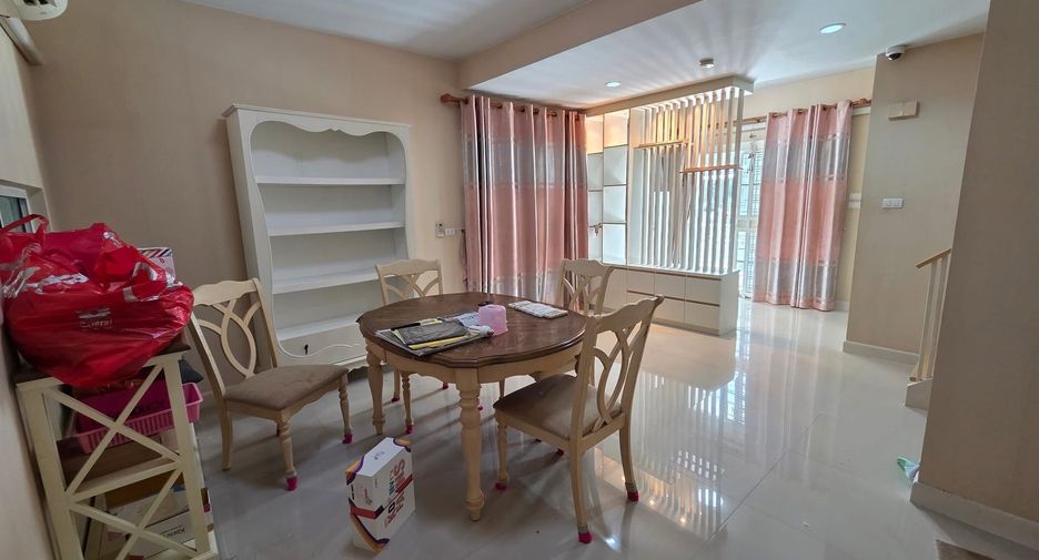 For rent 3 bedrooms house in Bang Phli, Samut Prakan