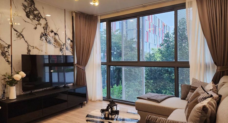 For rent 2 bedrooms condo in Watthana, Bangkok