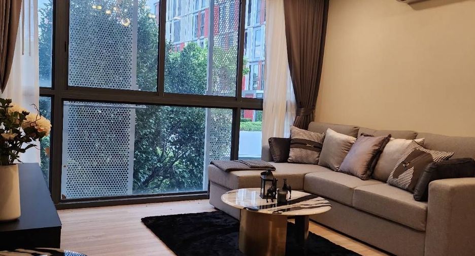 For rent 2 bedrooms condo in Watthana, Bangkok