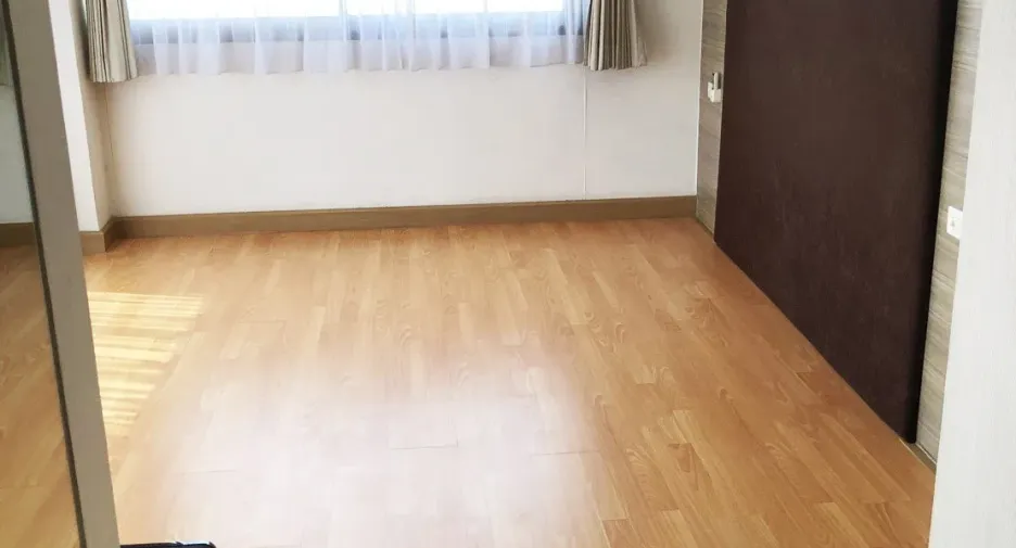 Wohnung zur Miete mit 3 Zimmer in Khlong Toei, Bangkok
