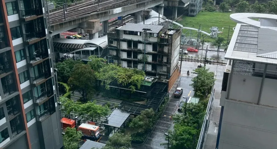 For rent 1 bed condo in Watthana, Bangkok