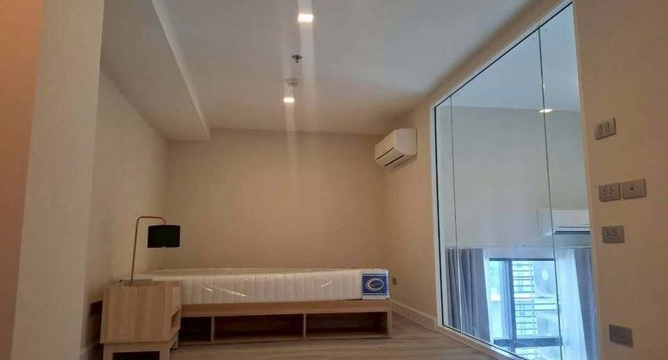 For rent 2 bedrooms condo in Bang Na, Bangkok