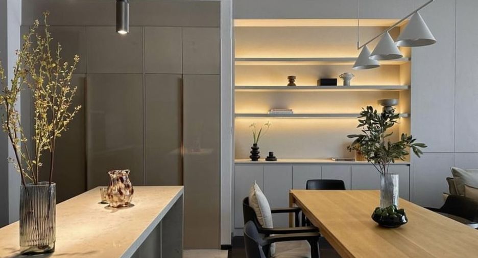 For rent 3 bedrooms condo in Khlong Toei, Bangkok