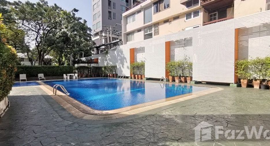 For rent 2 bedrooms condo in Watthana, Bangkok