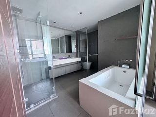 For rent 1 bed condo in Sathon, Bangkok