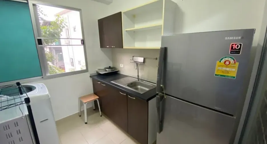 For rent 1 bed condo in Huai Khwang, Bangkok