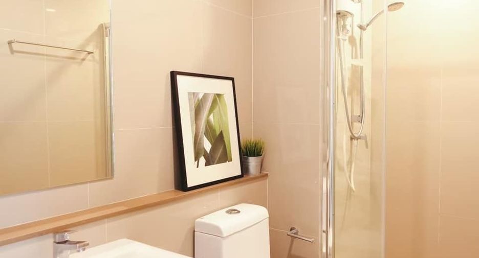 For rent 1 bed condo in Watthana, Bangkok