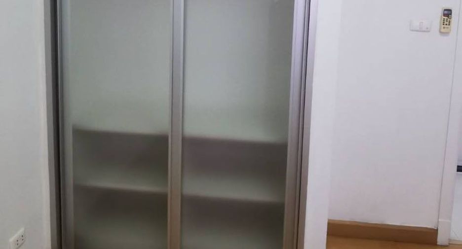 For rent 2 ベッドルーム condo in Watthana, Bangkok
