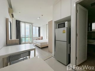 À louer studio condo à Huai Khwang, Bangkok