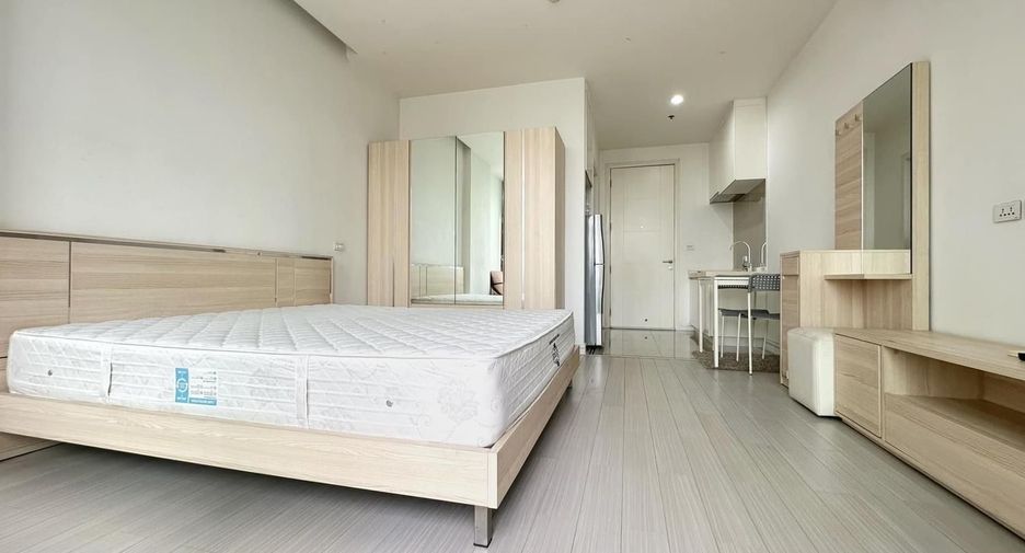 Wohnung zur Miete mit Studio in Huai Khwang, Bangkok