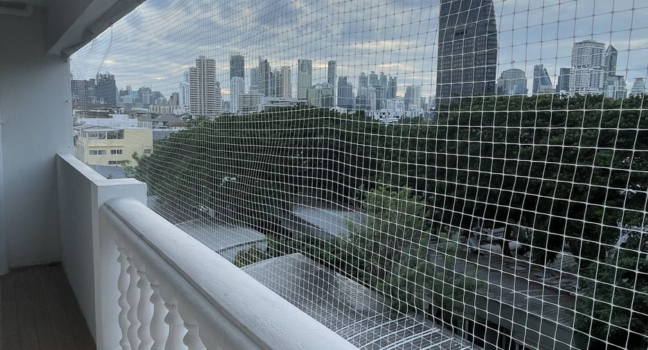 Apartment zur Miete mit 1 Zimmer in Khlong Toei, Bangkok