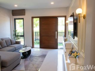 Casa en alquiler de 4 habitaciones en Bang Phli, Samut Prakan