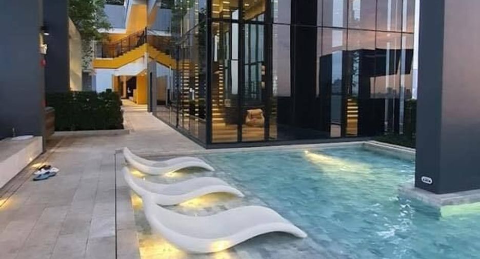 For rent 1 bed condo in Huai Khwang, Bangkok