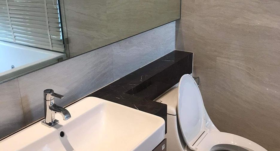 Wohnung zur Miete mit 1 Zimmer in Bang Rak, Bangkok