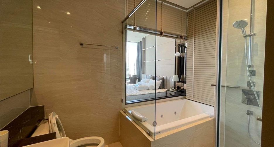 Wohnung zur Miete mit 1 Zimmer in Bang Rak, Bangkok